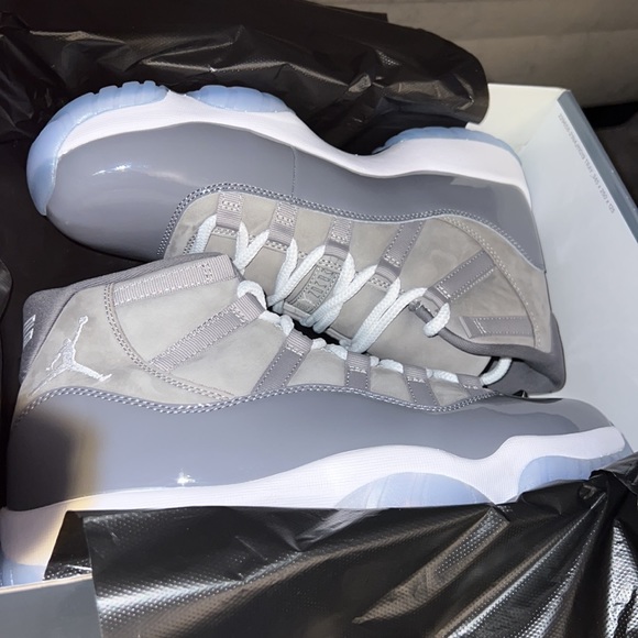 Jordan 11 cool grey - Picture 2 of 7